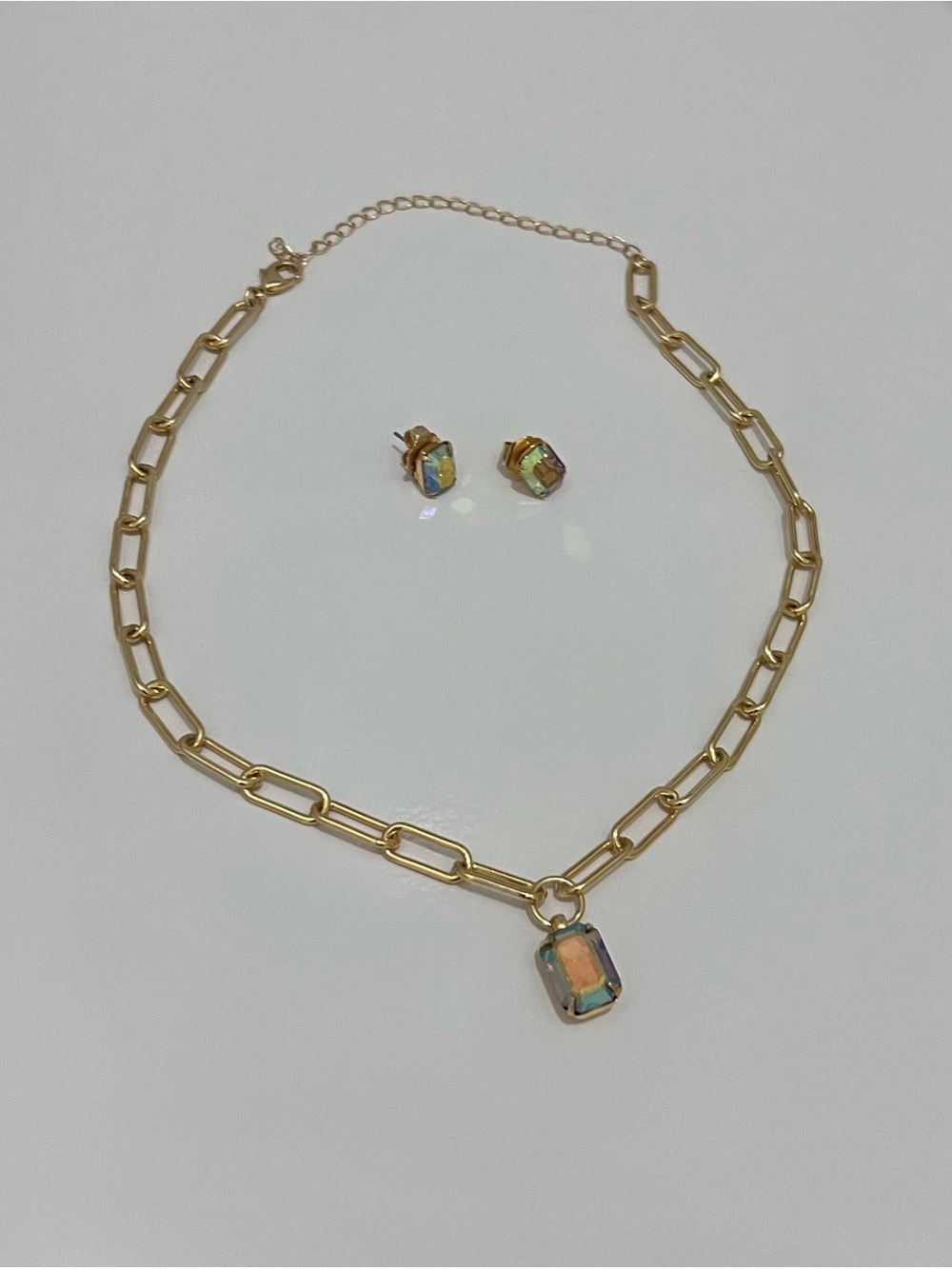 Sorrelli Necklace and Earrings Set (iridescent stone)